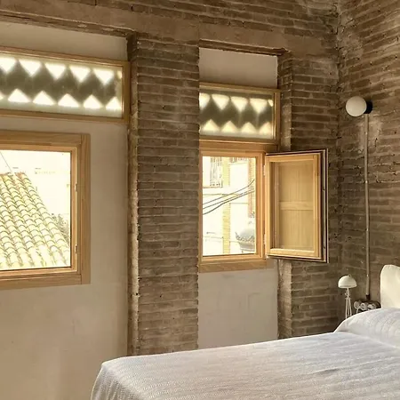 Casa Juana Valence